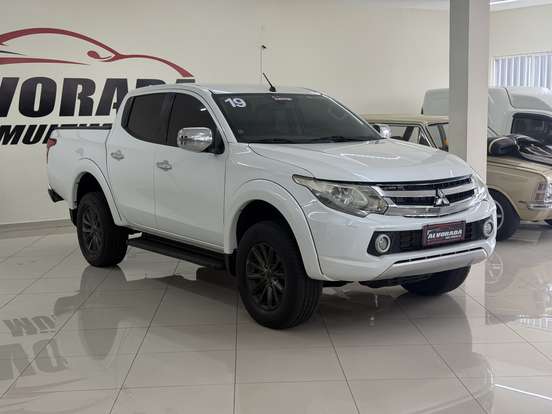 MITSUBISHI-L200 TRITON-2018