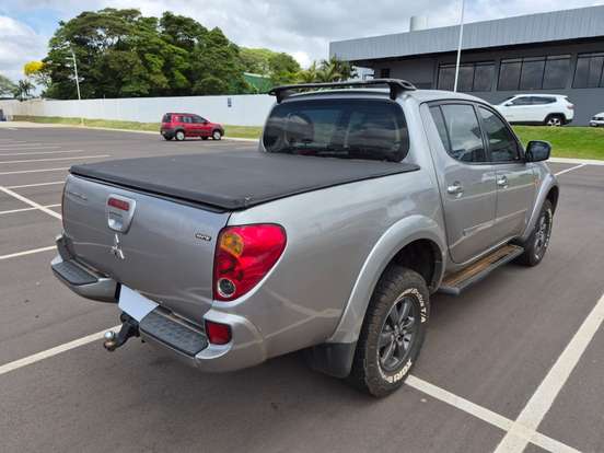 MITSUBISHI-L200 TRITON-2013