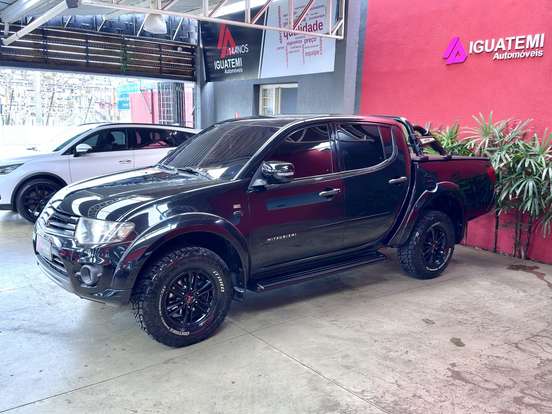 MITSUBISHI-L200 TRITON-3.5 HPE 4X4 CD V6 24V FLEX 4P AUTOMÁTICO MITSUBISHI-L200 TRITON-2014