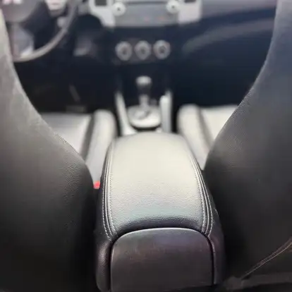 MITSUBISHI-OUTLANDER-2013