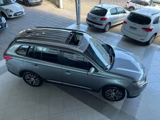 MITSUBISHI-OUTLANDER-2.0 COMFORT 16V GASOLINA 4P AUTOMÁTICO MITSUBISHI-OUTLANDER-2017