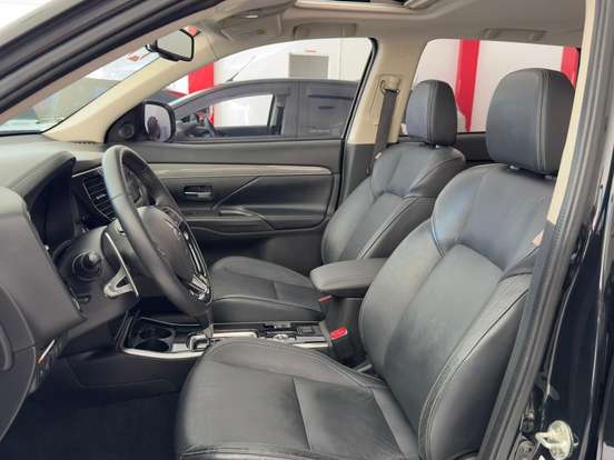 MITSUBISHI-OUTLANDER-3.0 MIVEC V6 GASOLINA HPE-S AWD AUTOMÁTICO MITSUBISHI-OUTLANDER-2020