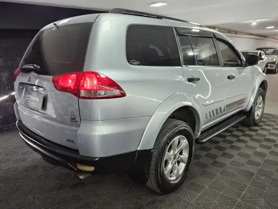 MITSUBISHI-PAJERO DAKAR-2014