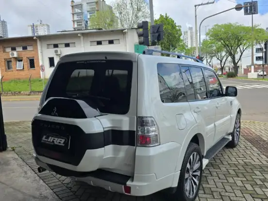 MITSUBISHI-PAJERO FULL-3.2 HPE 4X4 16V TURBO INTERCOOLER DIESEL 4P AUTOMÁTICO MITSUBISHI-PAJERO FULL-2019