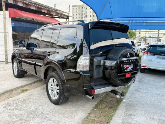 MITSUBISHI-PAJERO FULL-2011