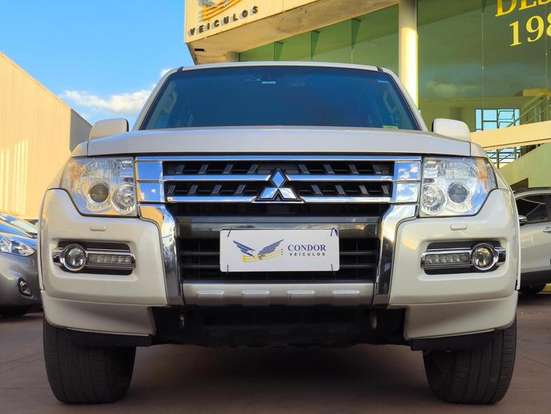 MITSUBISHI-PAJERO FULL-2015
