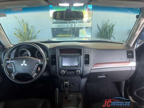 MITSUBISHI-PAJERO FULL-3.8 HPE 4X4 V6 24V GASOLINA 2P AUTOMÁTICO MITSUBISHI-PAJERO FULL-2010