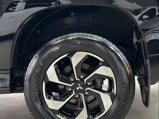 MITSUBISHI-PAJERO SPORT-2.4 16V MIVEC TURBO DIESEL HPE-S AWD AUTOMÁTICO MITSUBISHI-PAJERO SPORT-2024