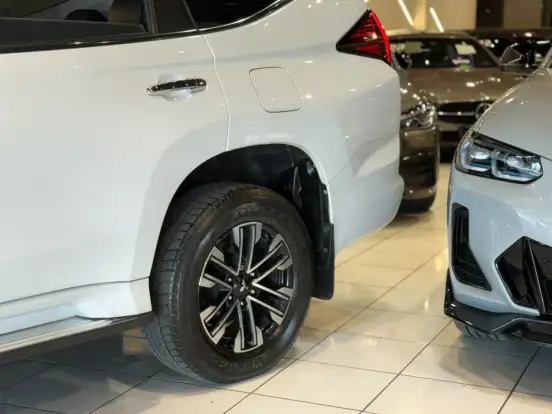 MITSUBISHI-PAJERO SPORT-2020