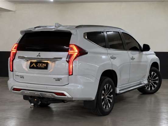 MITSUBISHI-PAJERO SPORT-2020