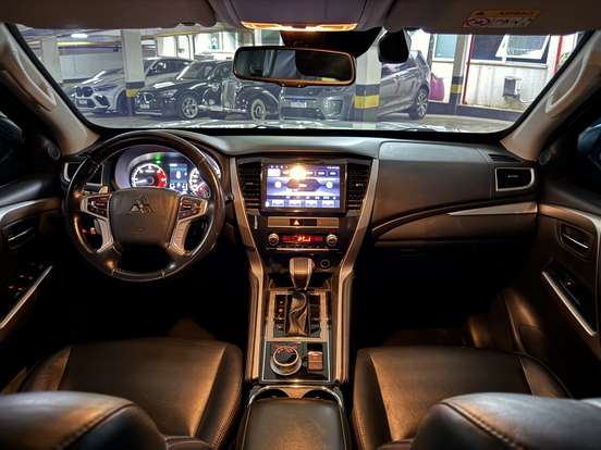 MITSUBISHI-PAJERO SPORT-2020