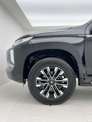 MITSUBISHI-PAJERO SPORT-2022