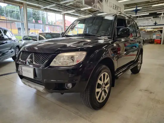 MITSUBISHI-PAJERO TR4-2.0 4X4 16V 140CV FLEX 4P AUTOMÁTICO MITSUBISHI-PAJERO TR4-2013