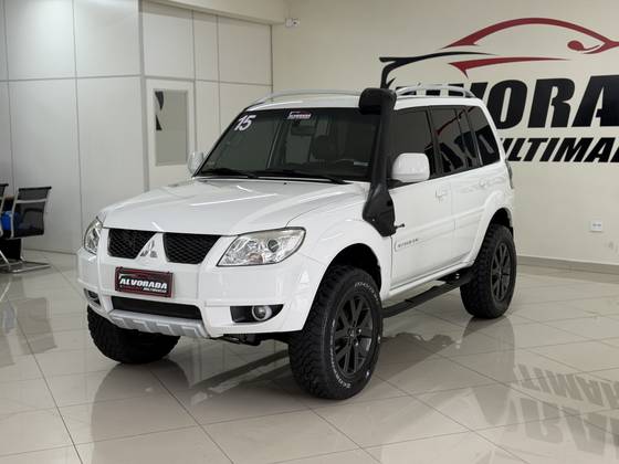 MITSUBISHI PAJERO TR4 2.0 4X4 16V 140CV FLEX 4P AUTOMÁTICO
