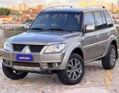 MITSUBISHI PAJERO TR4 2.0 4X4 16V 140CV FLEX 4P MANUAL MITSUBISHI PAJERO TR4 2.0 4X4 16V 140CV FLEX 4P MANUAL