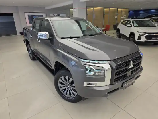 MITSUBISHI-TRITON-2.4 BITURBO DIESEL CD HPE-S 4X4 AUTOMÁTICO MITSUBISHI-TRITON-2025