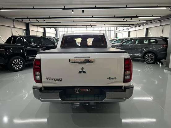 MITSUBISHI-TRITON-2.4 BITURBO DIESEL CD HPE-S 4X4 AUTOMÁTICO MITSUBISHI-TRITON-2026