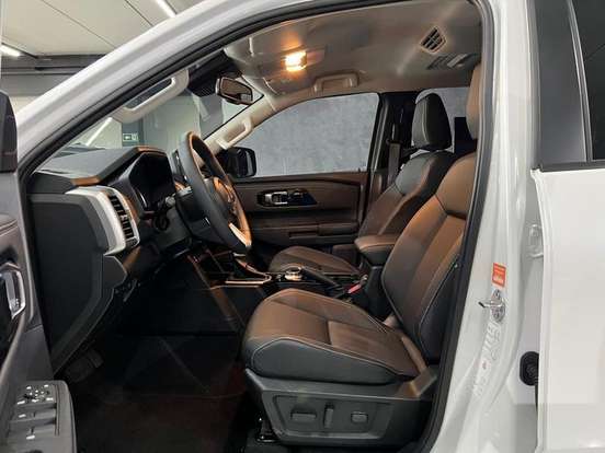MITSUBISHI-TRITON-2026