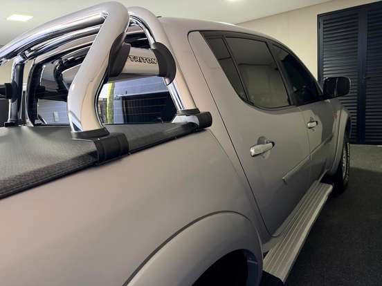 MITSUBISHI-L200 TRITON-3.5 HPE 4X4 CD V6 24V FLEX 4P AUTOMÁTICO MITSUBISHI-L200 TRITON-2013