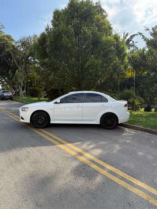 MITSUBISHI-LANCER-2014