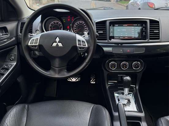 MITSUBISHI-LANCER-2.0 GT 16V GASOLINA 4P AUTOMÁTICO MITSUBISHI-LANCER-2014