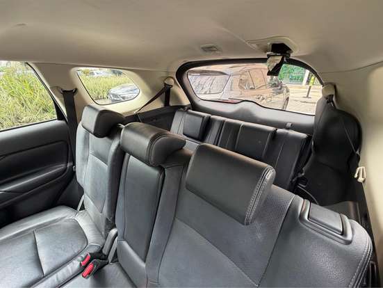 MITSUBISHI-OUTLANDER-2018