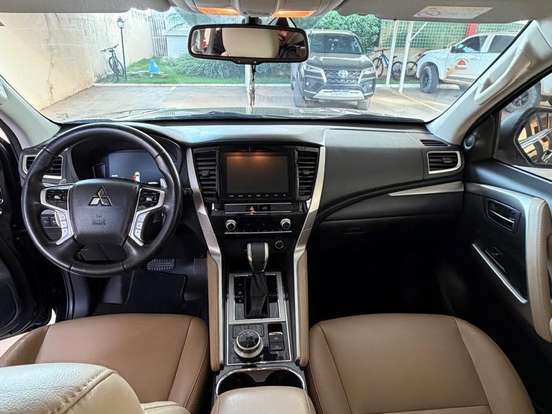 MITSUBISHI-PAJERO SPORT-2.4 16V MIVEC TURBO DIESEL HPE-S AWD AUTOMÁTICO MITSUBISHI-PAJERO SPORT-2021