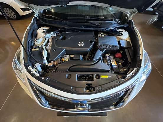 NISSAN-ALTIMA-2013