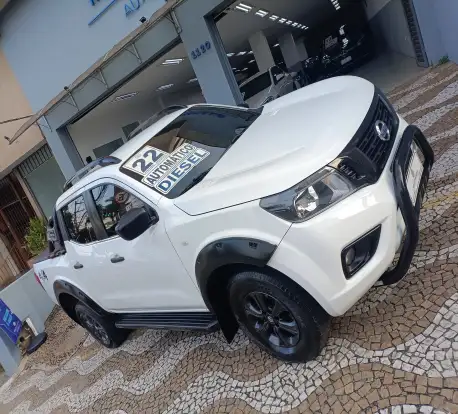 NISSAN-FRONTIER-2021