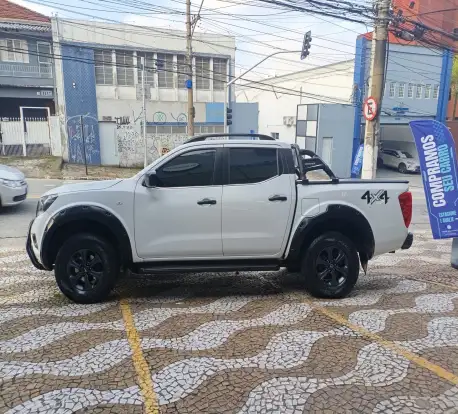 NISSAN-FRONTIER-2021