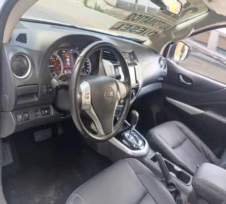 NISSAN-FRONTIER-2021