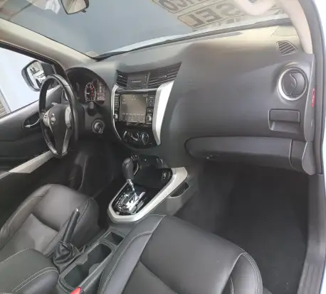 NISSAN-FRONTIER-2021