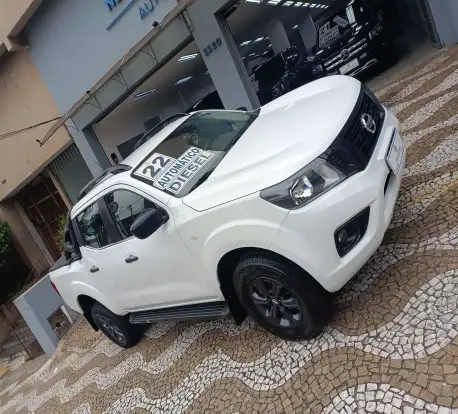 NISSAN-FRONTIER-2021