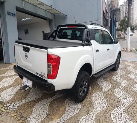 NISSAN-FRONTIER-2021