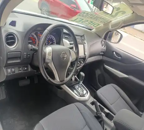 NISSAN-FRONTIER-2021