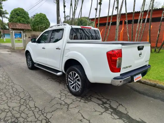 NISSAN-FRONTIER-2018