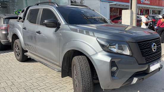 NISSAN-FRONTIER-2022