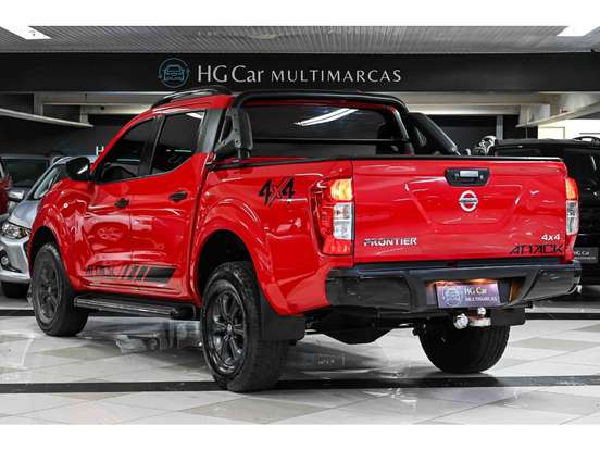 NISSAN-FRONTIER-2021