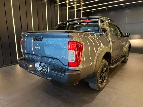 NISSAN-FRONTIER-2024