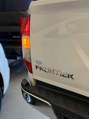 NISSAN-FRONTIER-2018
