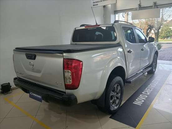 NISSAN-FRONTIER-2021