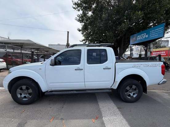 NISSAN-FRONTIER-2.5 LE 4X4 CD TURBO ELETRONIC DIESEL 4P AUTOMÁTICO NISSAN-FRONTIER-2012