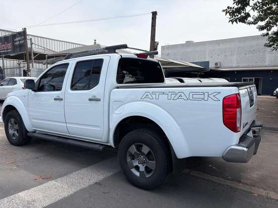 NISSAN-FRONTIER-2.5 LE 4X4 CD TURBO ELETRONIC DIESEL 4P AUTOMÁTICO NISSAN-FRONTIER-2012