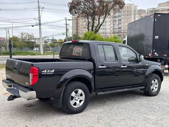 NISSAN-FRONTIER-2007