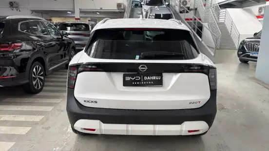 NISSAN-KICKS-2025