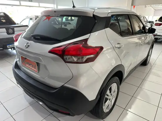 NISSAN-KICKS-2020