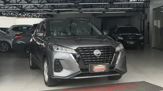 NISSAN-KICKS-2023