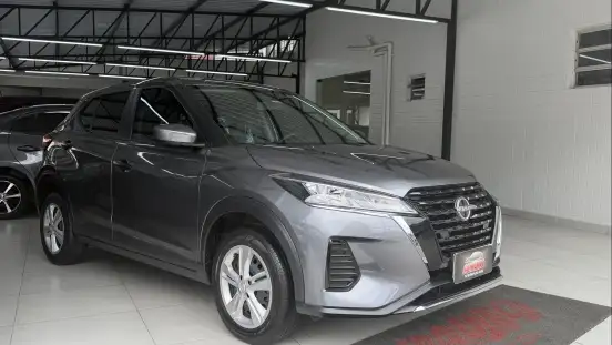 NISSAN-KICKS-2023