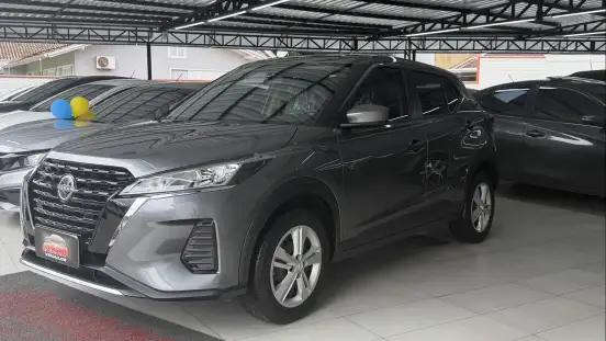 NISSAN-KICKS-2023