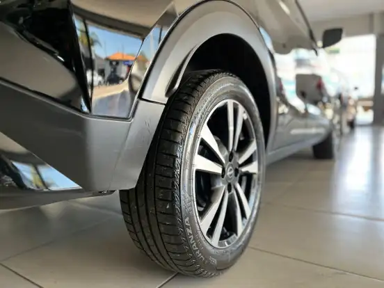 NISSAN-KICKS-2024